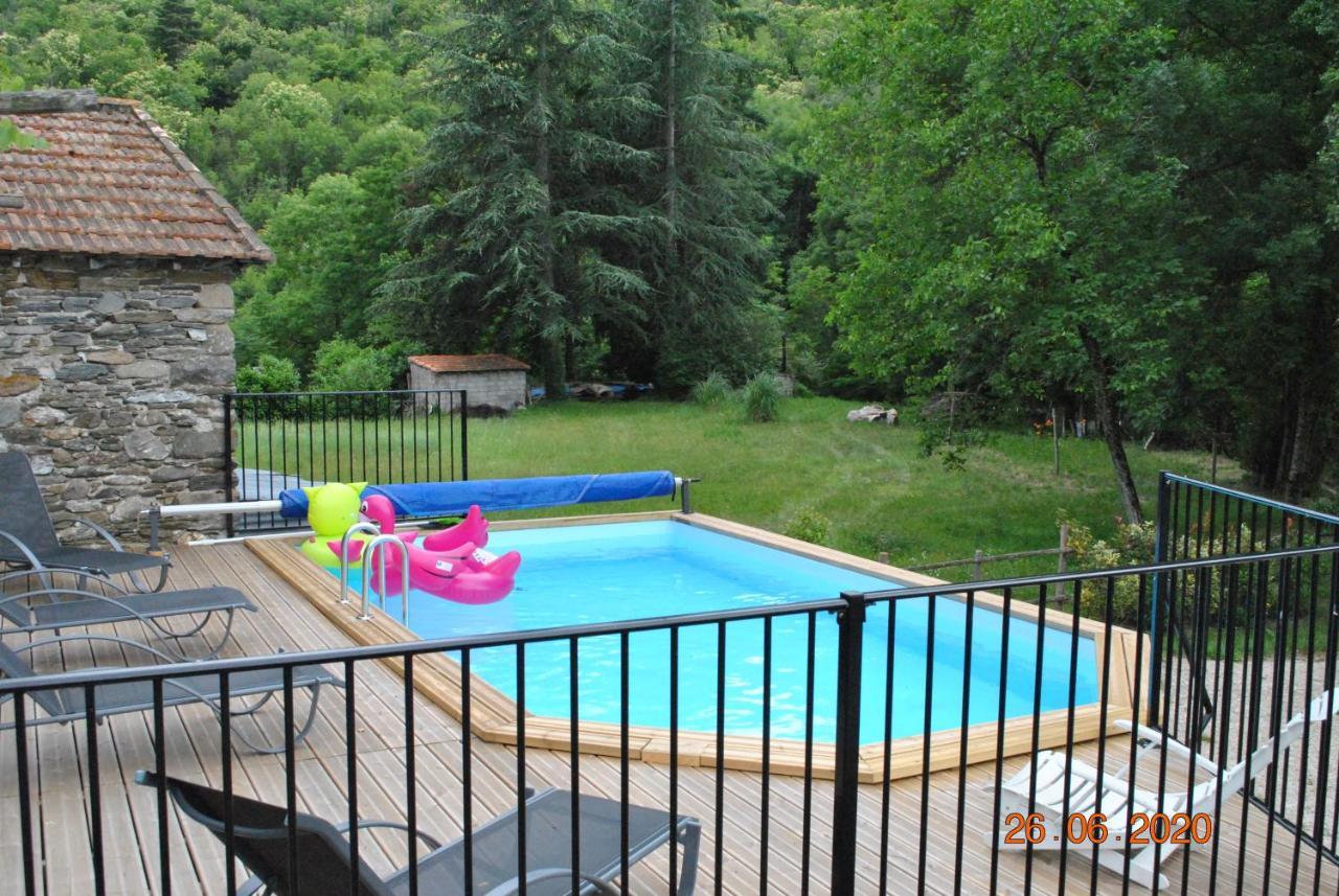 Alberguiere - Piscine Chauffee - Plancha - Barbecue Sainte-Croix-Vallee-Francaise Eksteriør billede
